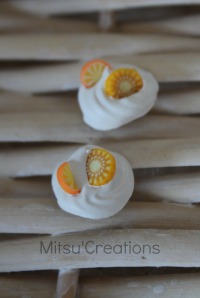 Puces d'oreilles orange/agrume et chantilly